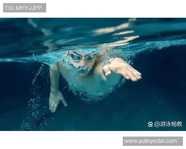自由泳技巧提升常见错误解析及避免方法指南 自由泳技巧提升常见错误解析及避免方法指南